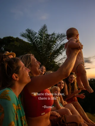 Instagram post from amoracommunity. This post is in position 1.