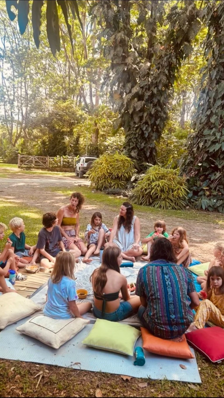 Instagram post from amoracommunity. This post is in position 4.